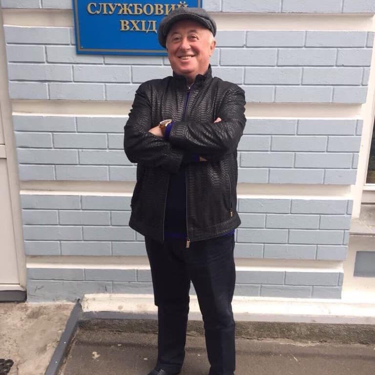 4a7e8df4 39a0 42ca 84d3 2fed45f66329